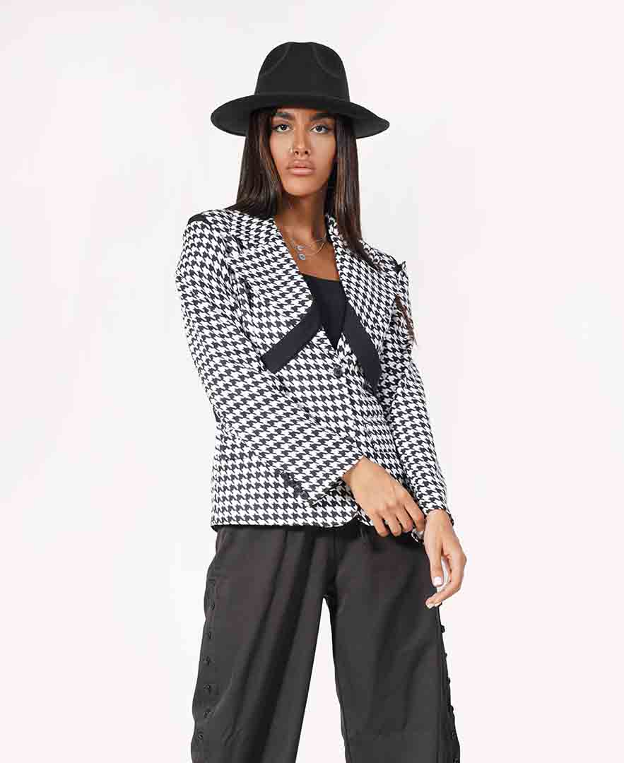 کت طرحدار زنانه