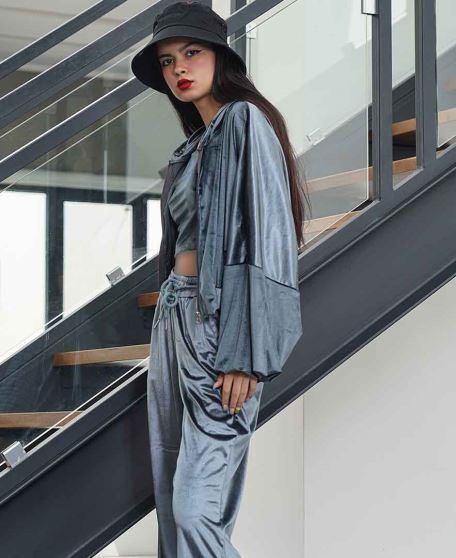 ست تاپ و سوییشرت شلوار زنانه