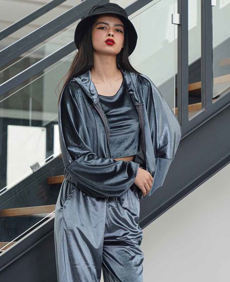 ست تاپ و سوییشرت شلوار زنانه