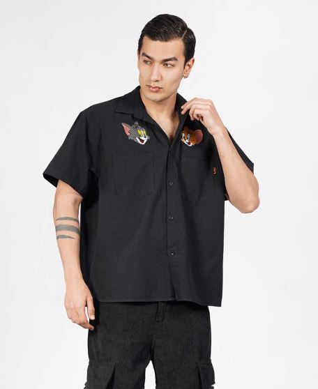 پیراهن گلدوزی شده مردانه