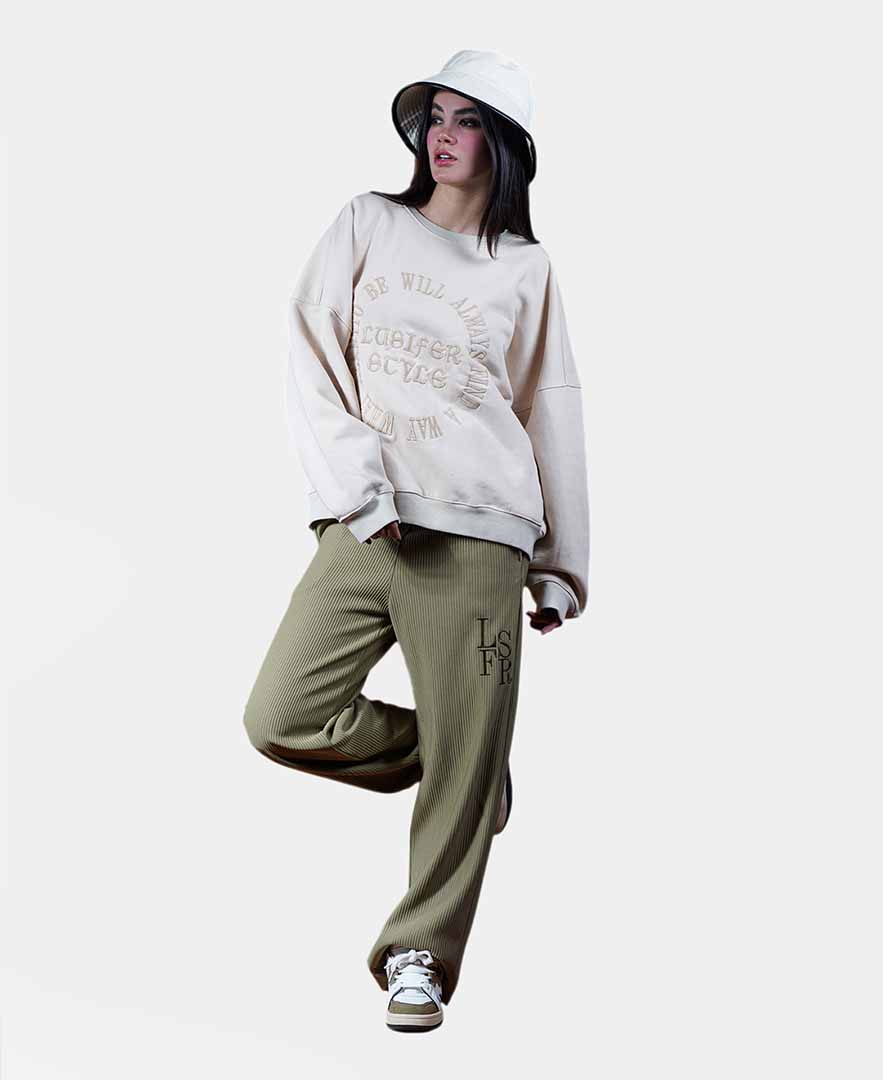 سوییشرت گل دوزی شده زنانه