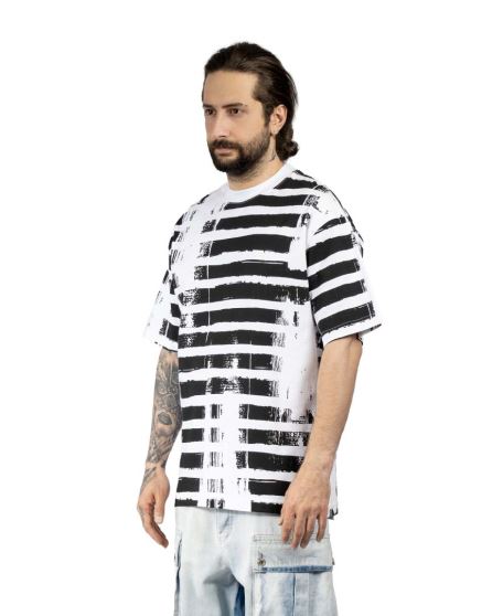 تیشرت طرحدار مردانه
