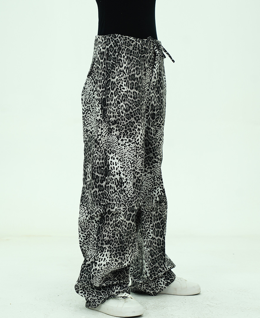 شلوار طرحدار زنانه