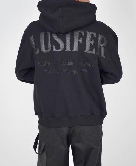 هودی گلدوزی شده مردانه