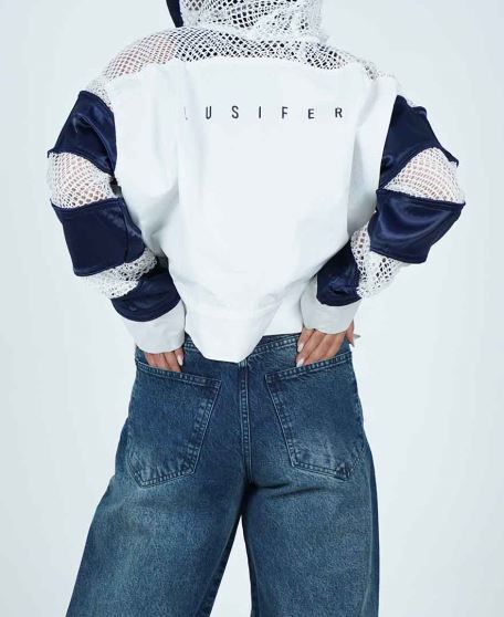 مانتو کلاه دار زنانه