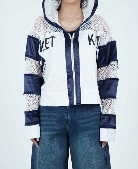 مانتو کلاه دار زنانه